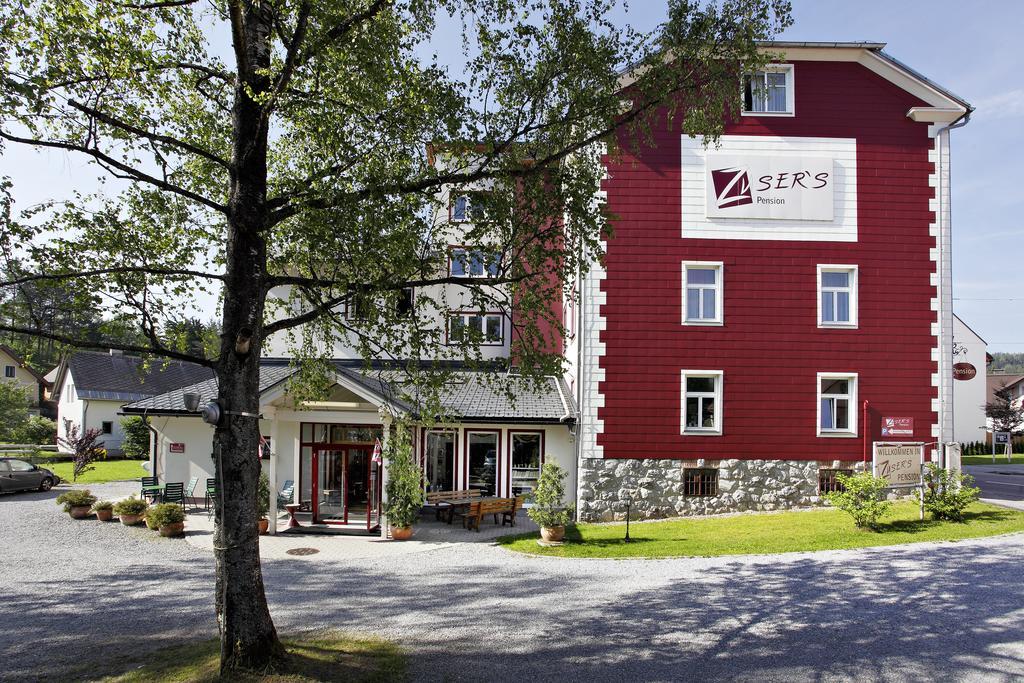 Familie Zuser Hotel Garni 米特尔巴赫 外观 照片