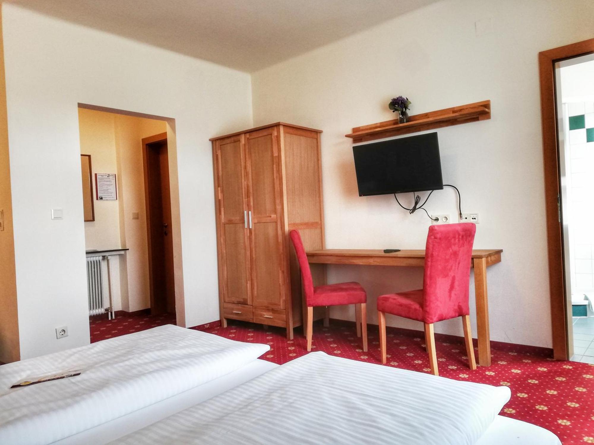 Familie Zuser Hotel Garni 米特尔巴赫 外观 照片