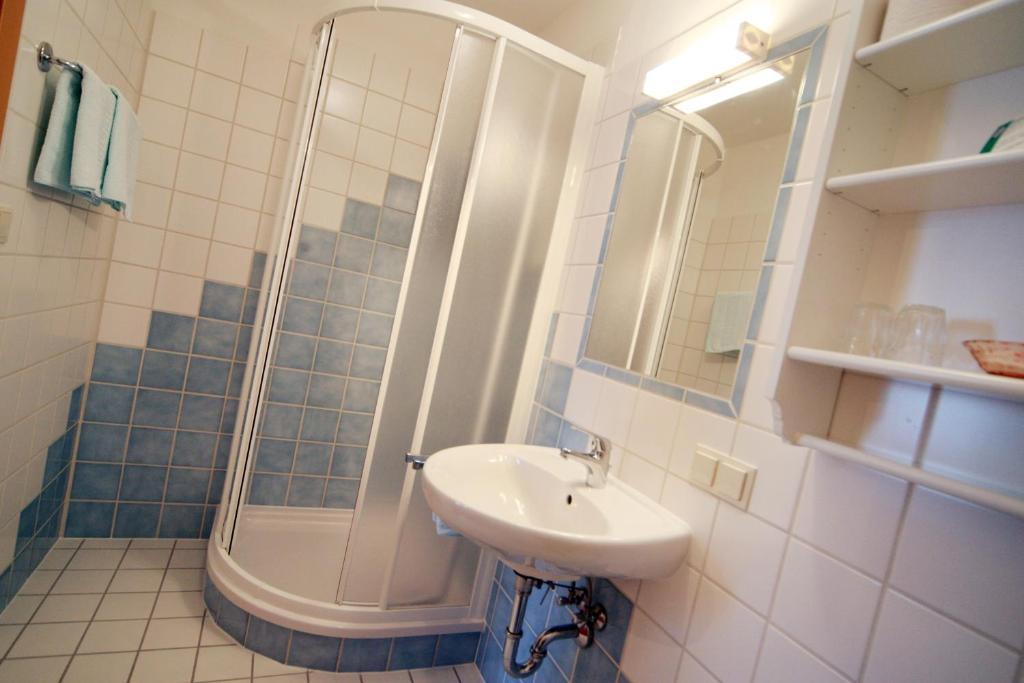 Familie Zuser Hotel Garni 米特尔巴赫 客房 照片