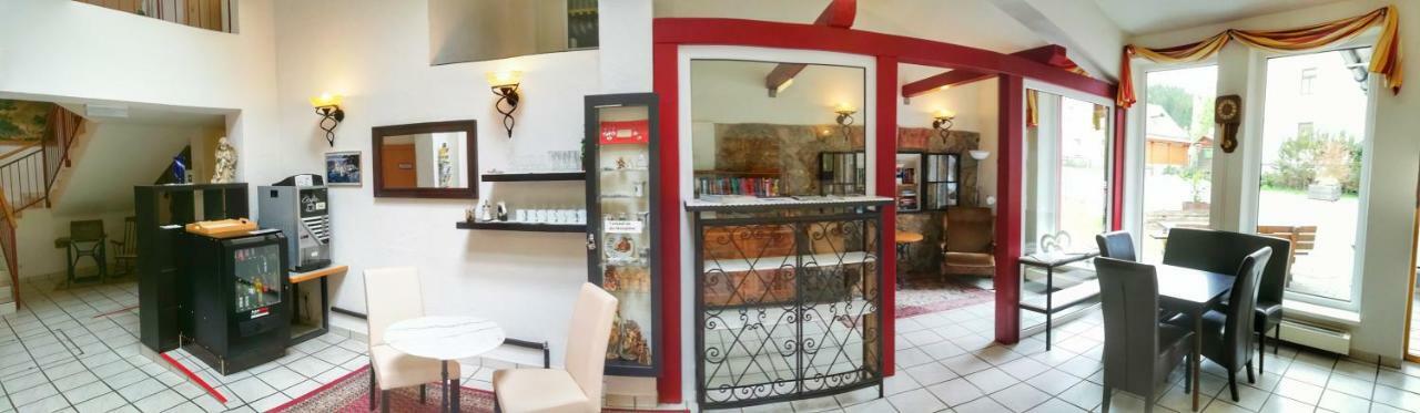 Familie Zuser Hotel Garni 米特尔巴赫 外观 照片